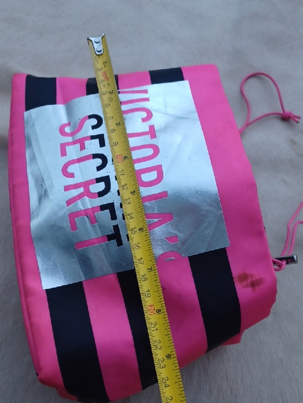 Victoria's Secret Cosmetic Pouch - Picture 10 of 16